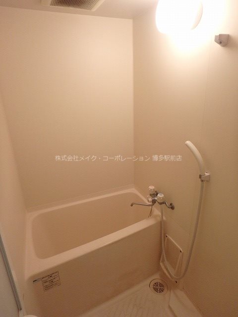 バス クレタ県庁前 風呂画像