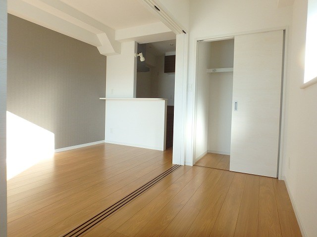 写真は同型タイプ LIFEFIELD二日市駅前 ベッドルーム