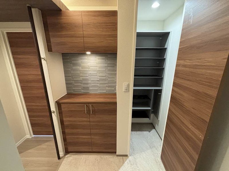 メゾン パルク 清水 玄関