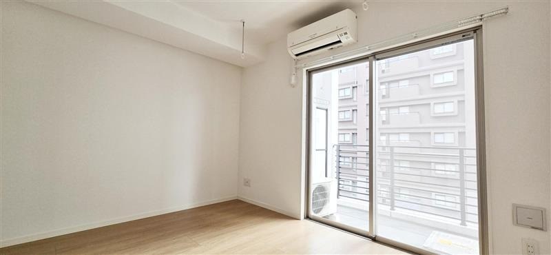 ベッドルーム ヴィル・ル−チェ ベッドルーム