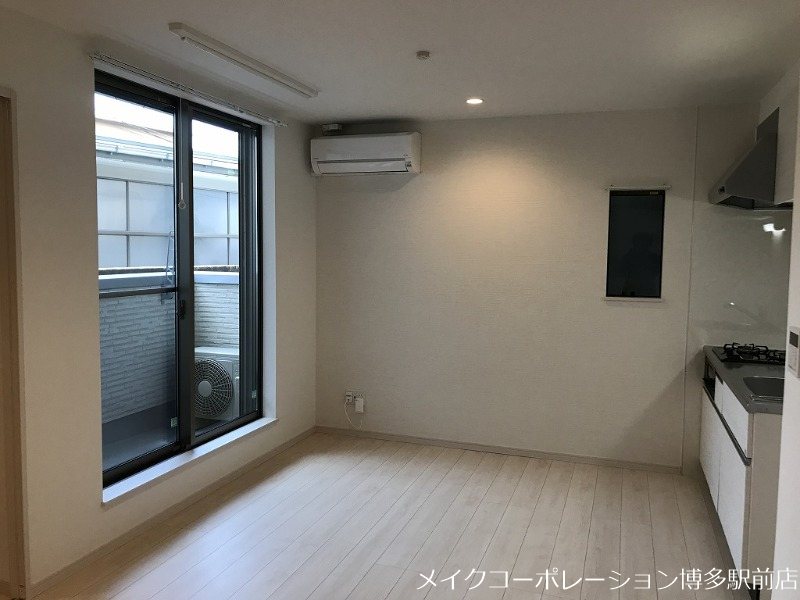 REGALEST HAKATA リビング