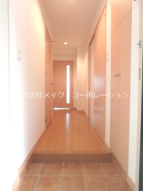 ビバリーロデオ 玄関