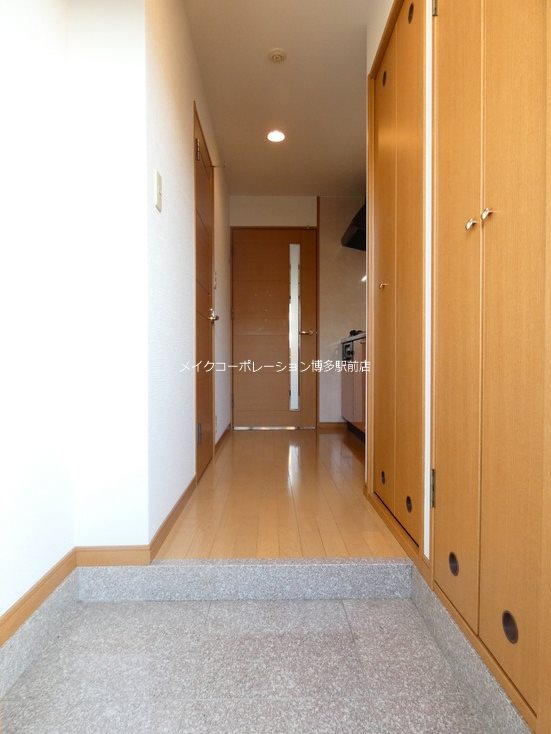 ピュアドームグランテージ博多 玄関