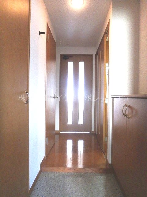 リンデン東薬院  玄関