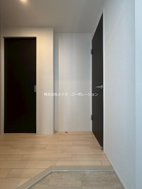 メゾンドわさび 玄関
