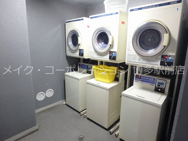 ロイヤル天神東  その他8