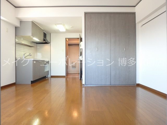 ロイヤル天神東  リビング