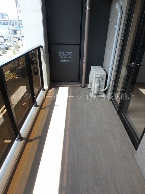 LANDIC Y138 ベランダ