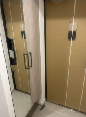 LANDIC　BAY　FIELD 玄関