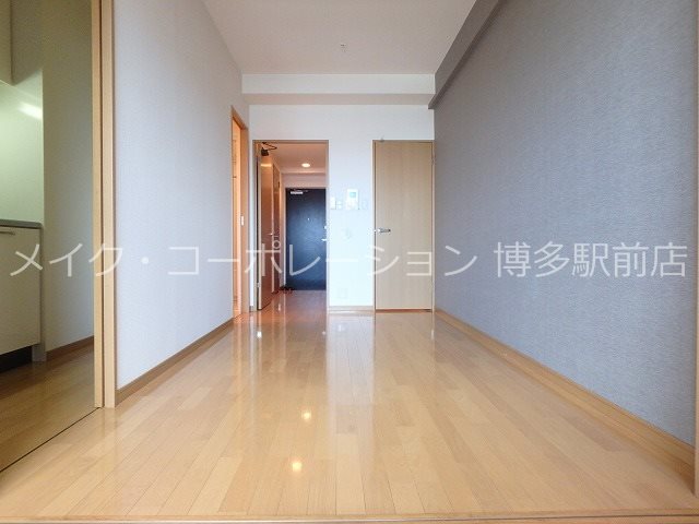 オーキッドレジデンス上呉服 リビング