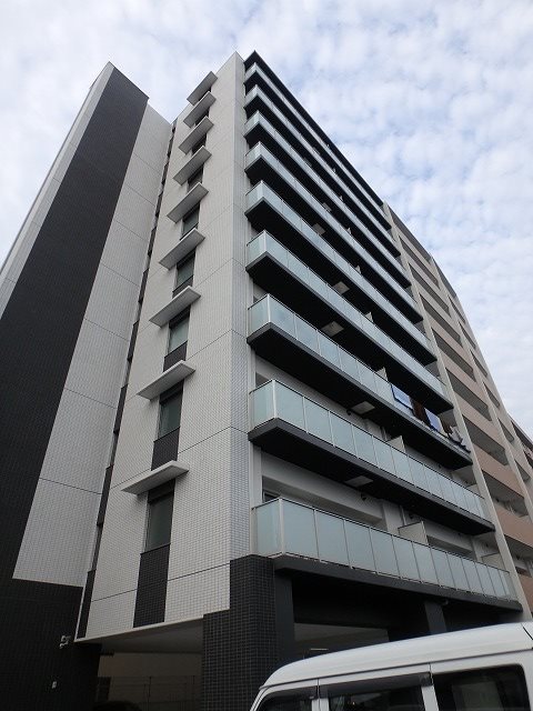 ホワイトアゲート博多  外観