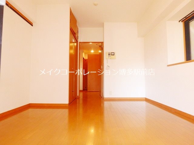 ピュアドームヴィサージュ西公園 リビング