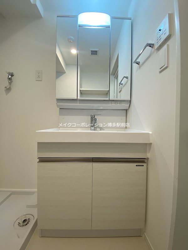 Hakata Station South その他5