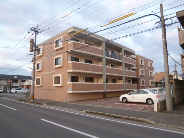 メゾンドリバティ那珂川 302号室 外観