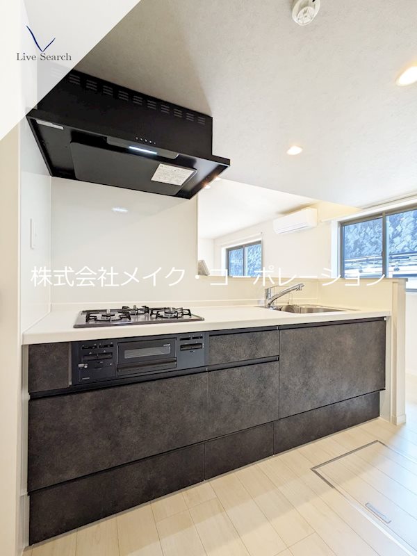 シャーメゾンステージ松山  キッチン