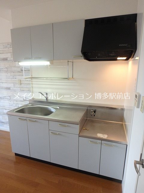 ルッシェ竹下駅前 キッチン