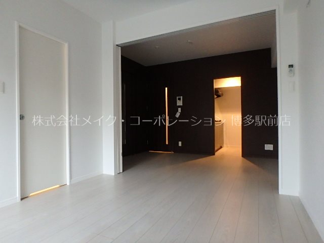 エンクレストNEO博多駅南 リビング