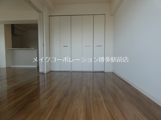 バルセロナ箱崎  ベッドルーム