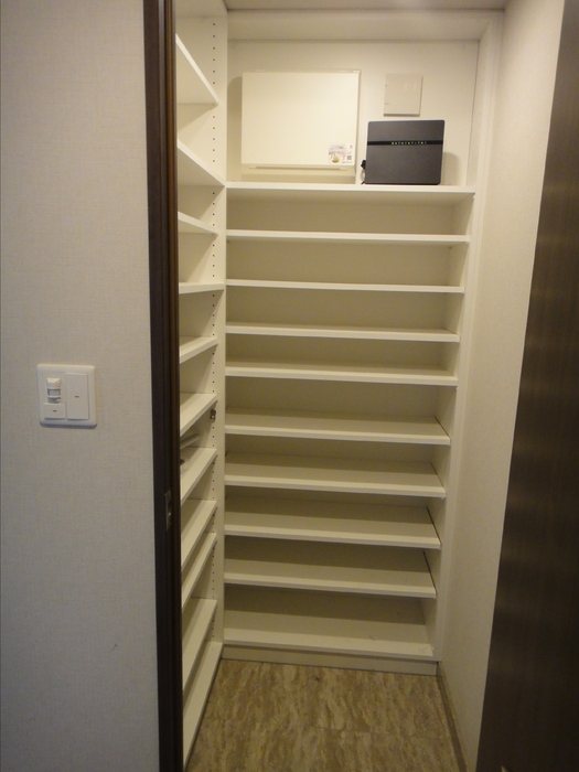 プレミスト天神赤坂タワー 玄関