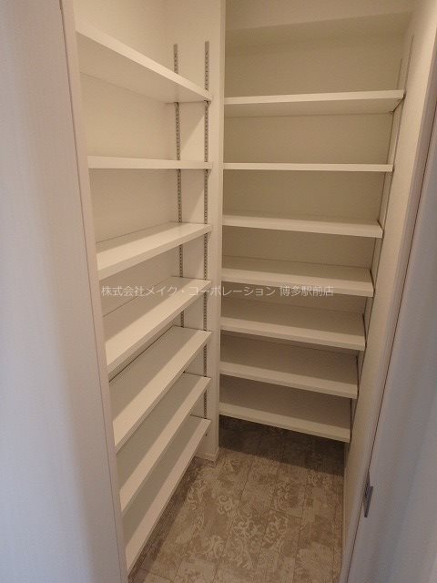 トラストレジデンス博多駅南 玄関