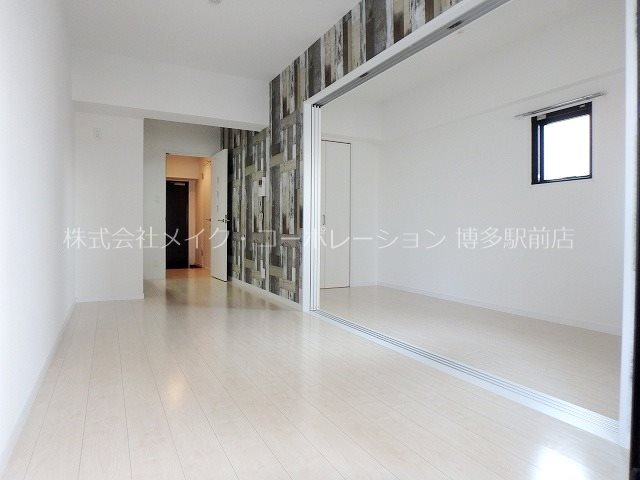 モダンパラッツォ博多sur  リビング