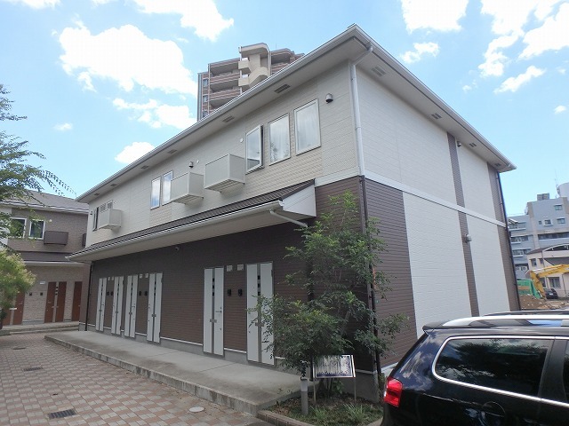 ブルーディーヴァＢ棟 外観