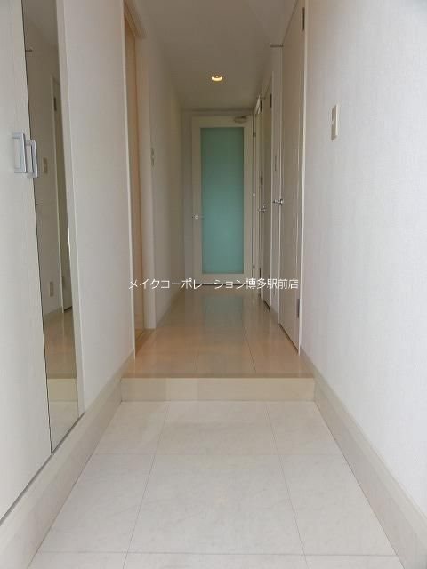 レキシントンスクエア白金 玄関