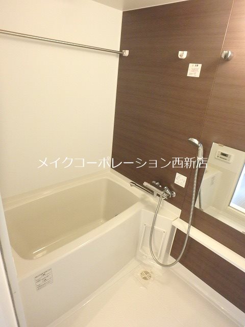 ラクレイス西新レジデンシャルタワー 風呂画像