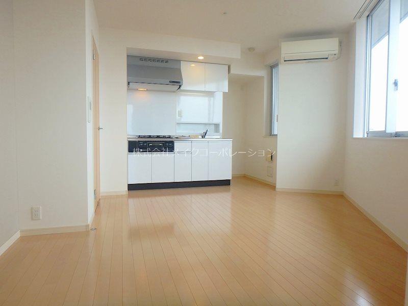 ラクレイス西新レジデンシャルタワー リビング