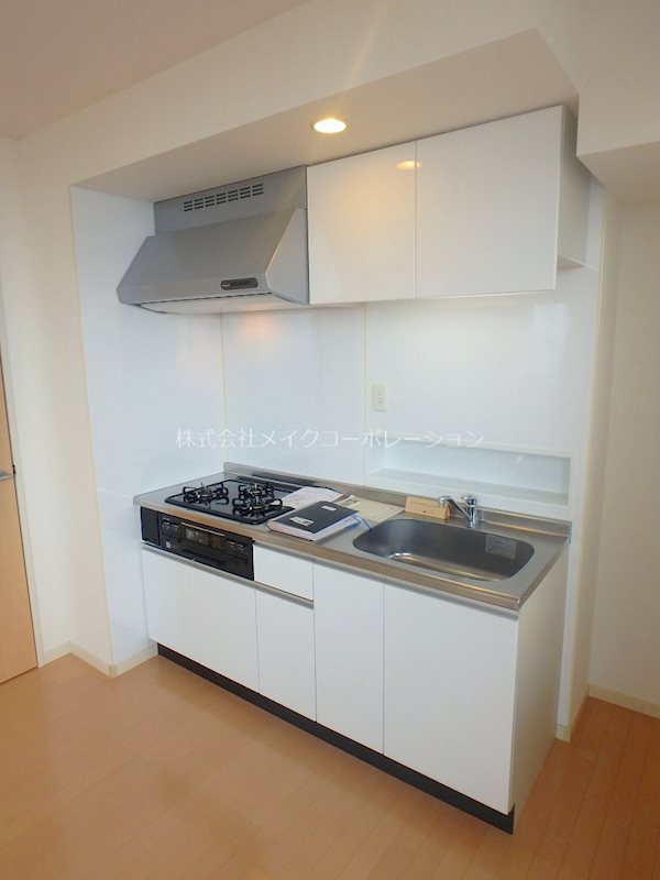 ラクレイス西新レジデンシャルタワー キッチン