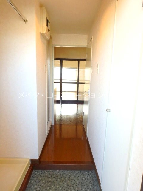 グレイス西新  玄関