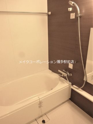 ラクレイス西新レジデンシャルタワー 風呂画像