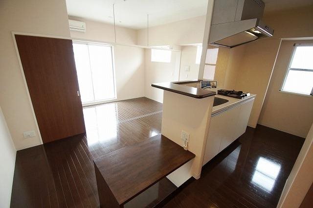 F･PARCGRANDMARK天神 玄関