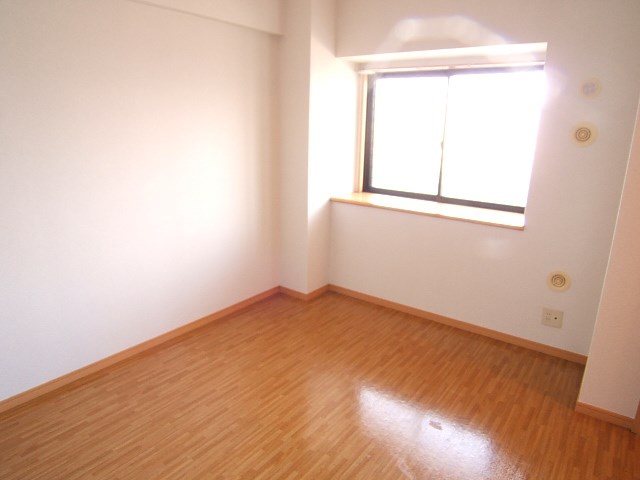 緑彩館 ベッドルーム