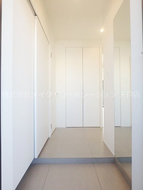 ナビールコート警固 玄関