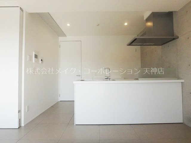 ナビールコート警固 キッチン