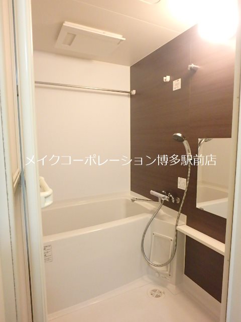 同物件別部屋引用・現状優先です♪ ラクレイス西新レジデンシャルタワー 風呂画像