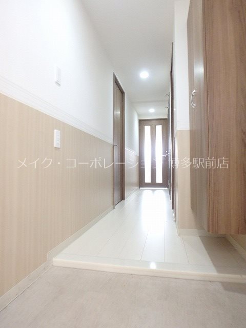 ネクスト吉塚 玄関