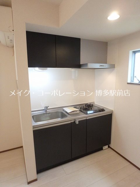 アルヴィータ博多 キッチン