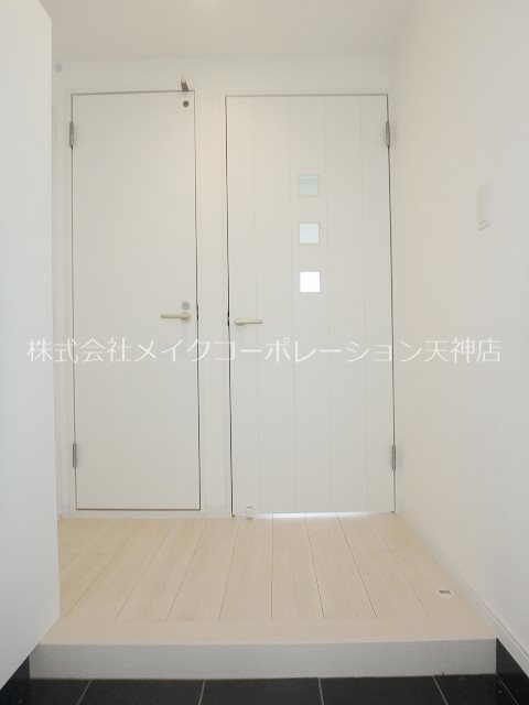 モダンパラッツォ天神南リーフ  玄関