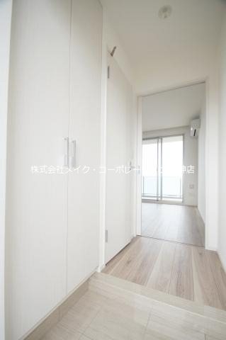 アルティザ平尾 玄関