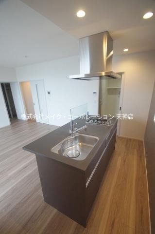 アルティザ平尾 キッチン