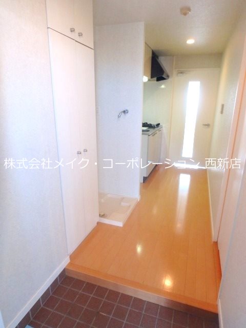 アクタス六本松タワー 玄関