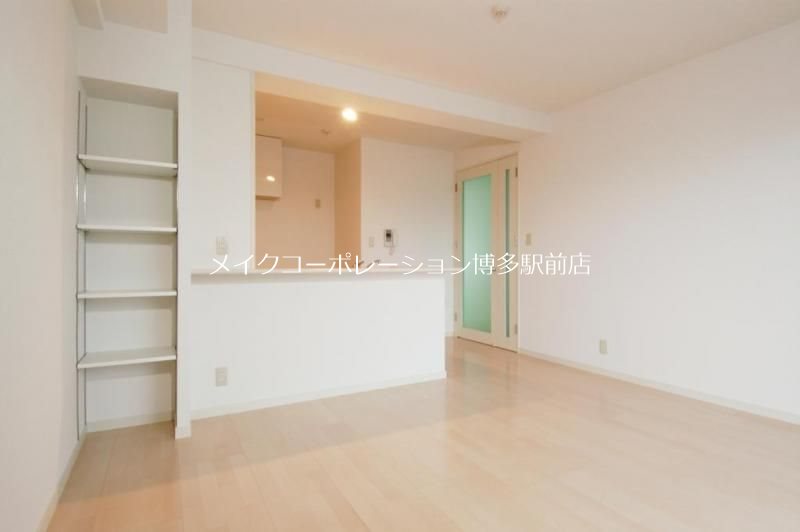 レキシントンスクエア白金  リビング