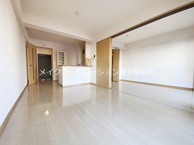 リビング グーフィー平尾 リビング