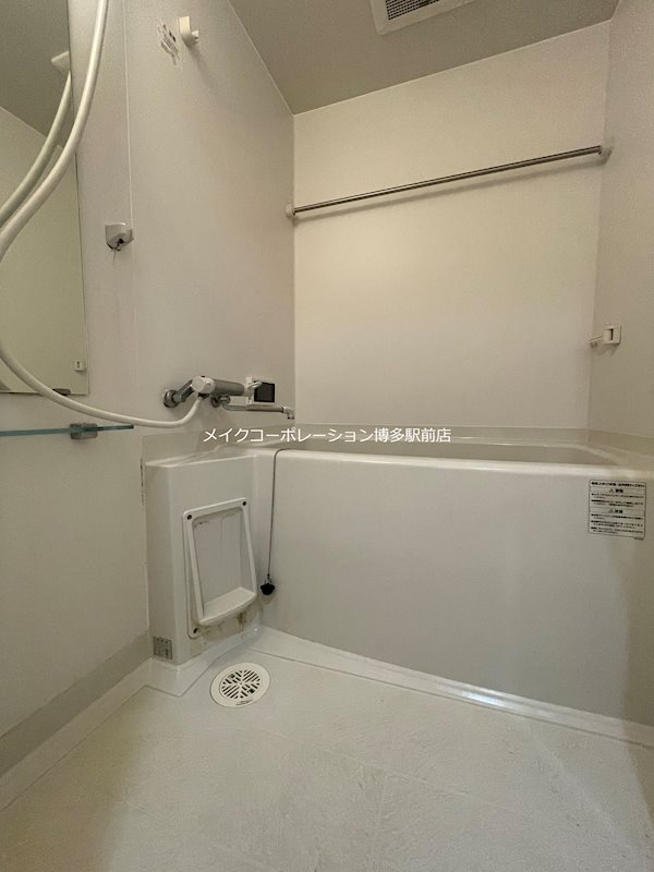 プレスタイル博多NORTH 風呂画像