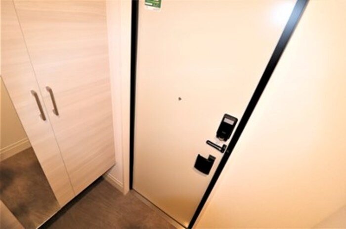 D-ROOM石丸 玄関