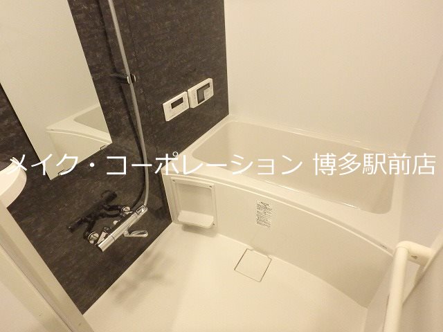 バス ソレイユルヴァン博多駅南 風呂画像