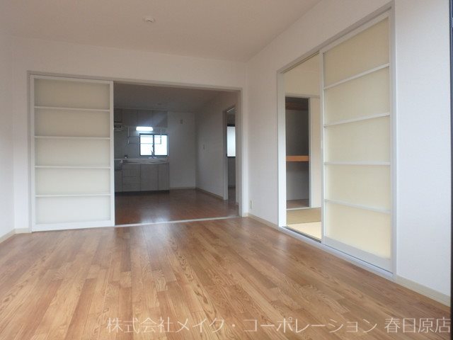 シャルムシェソワC棟 リビング