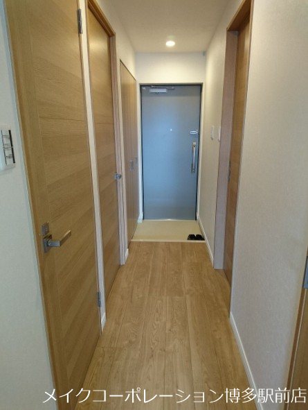 アクタス箱崎ステーションコート 玄関